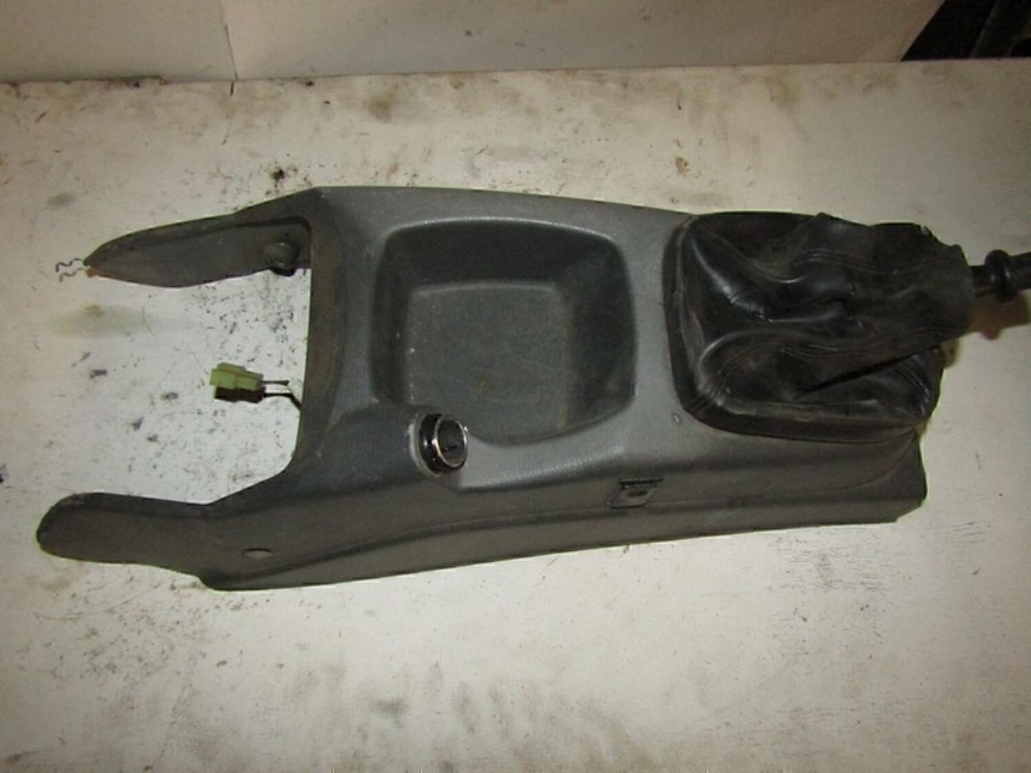 Консоль Chevrolet Lanos 2004-2010