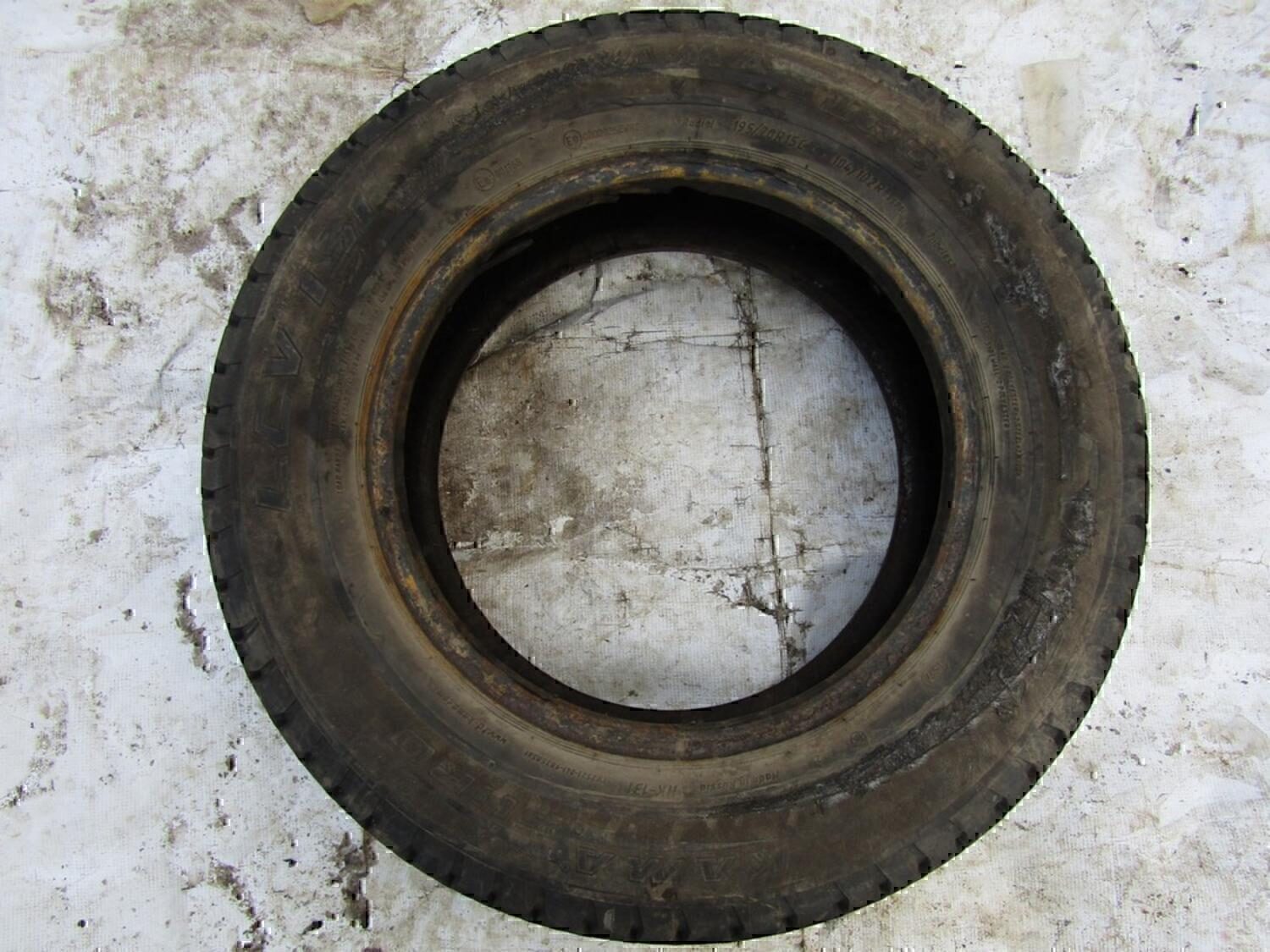 R15