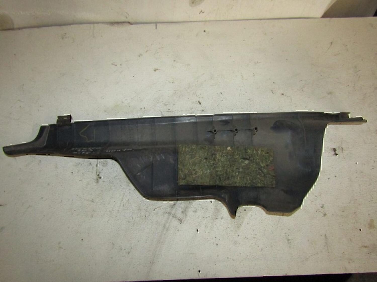 Обшивка стойки NISSAN Almera N16 2000-2006