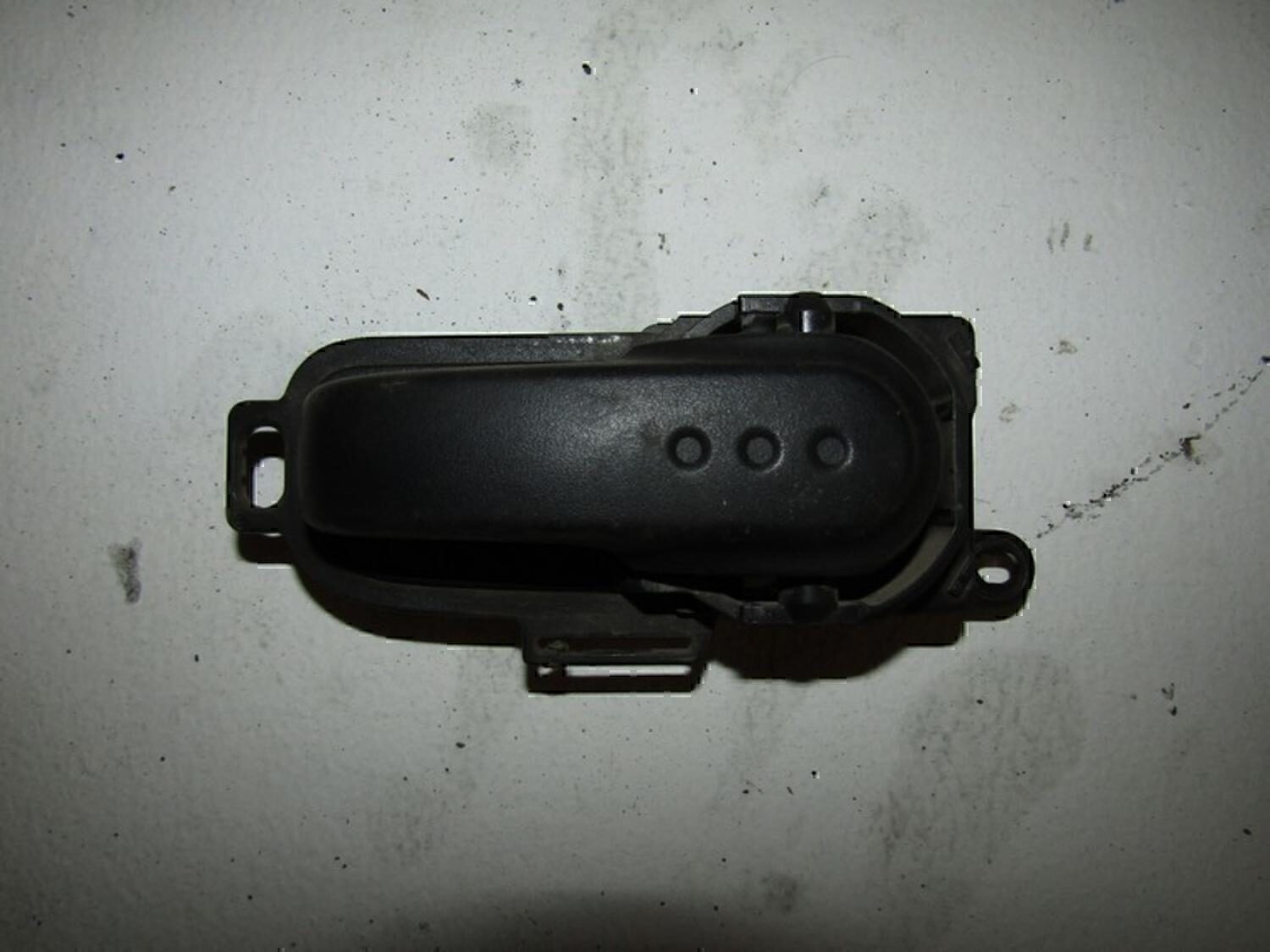 Ручка двери внутренняя правая NISSAN Micra (K12E) 2002-2010