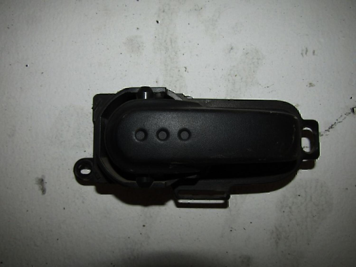 Ручка двери внутренняя левая NISSAN Micra (K12E) 2002-2010