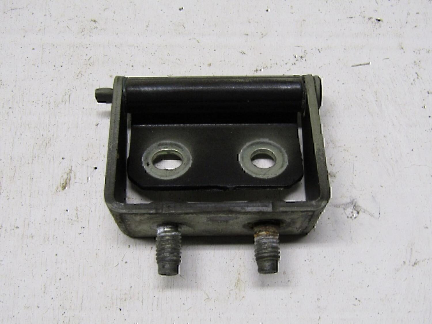 Петля двери багажника NISSAN Primera P12E 2002-2007
