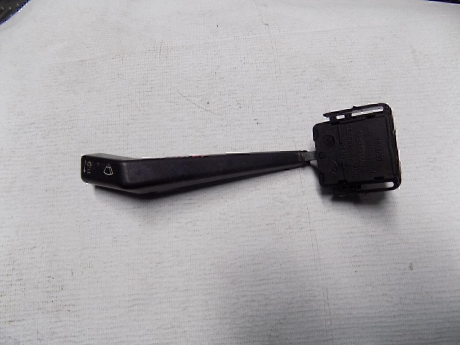 Переключатель стеклоочистителей VAZ Lada 2115