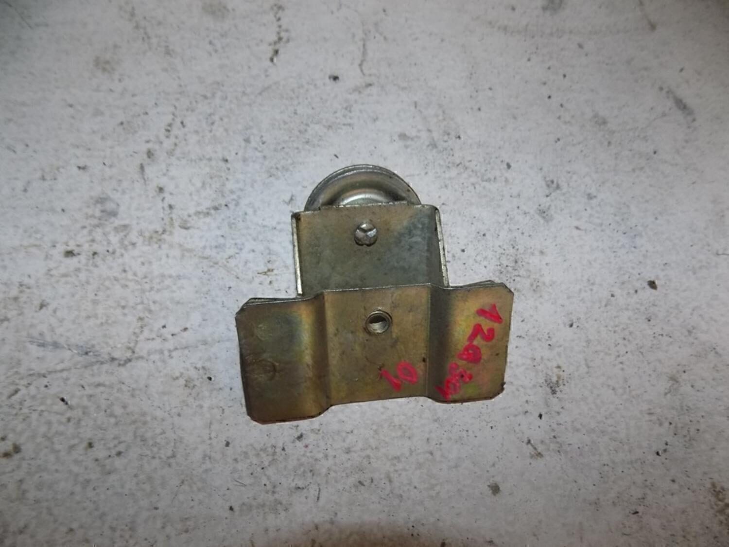 Ролик стеклоподъёмника VAZ Lada 2107