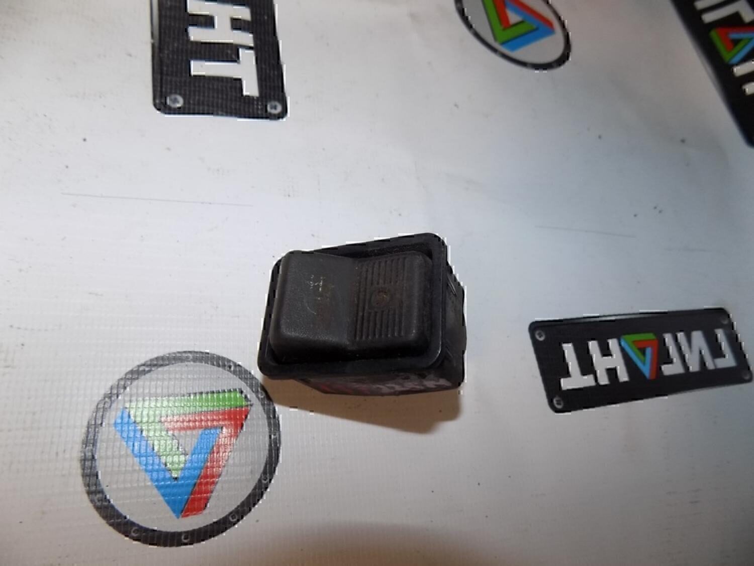 Кнопка противотуманки VAZ Lada 2107