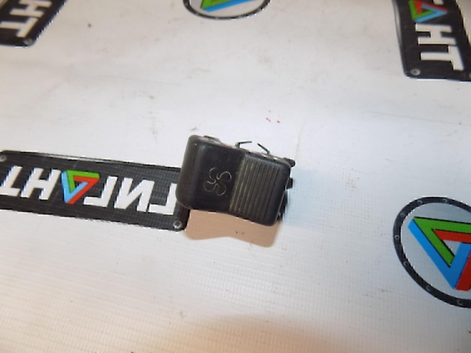 Кнопка многофункциональная VAZ Lada 2107