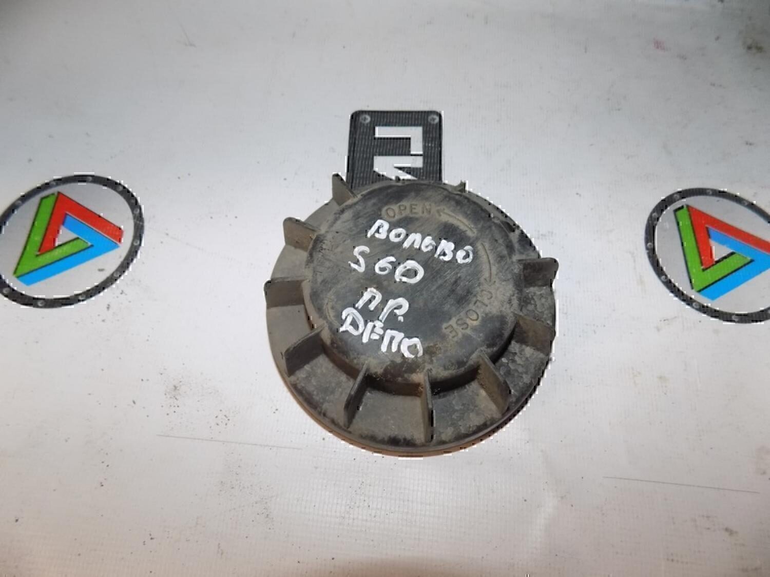 Крышка фары VOLVO S60 2000-2009