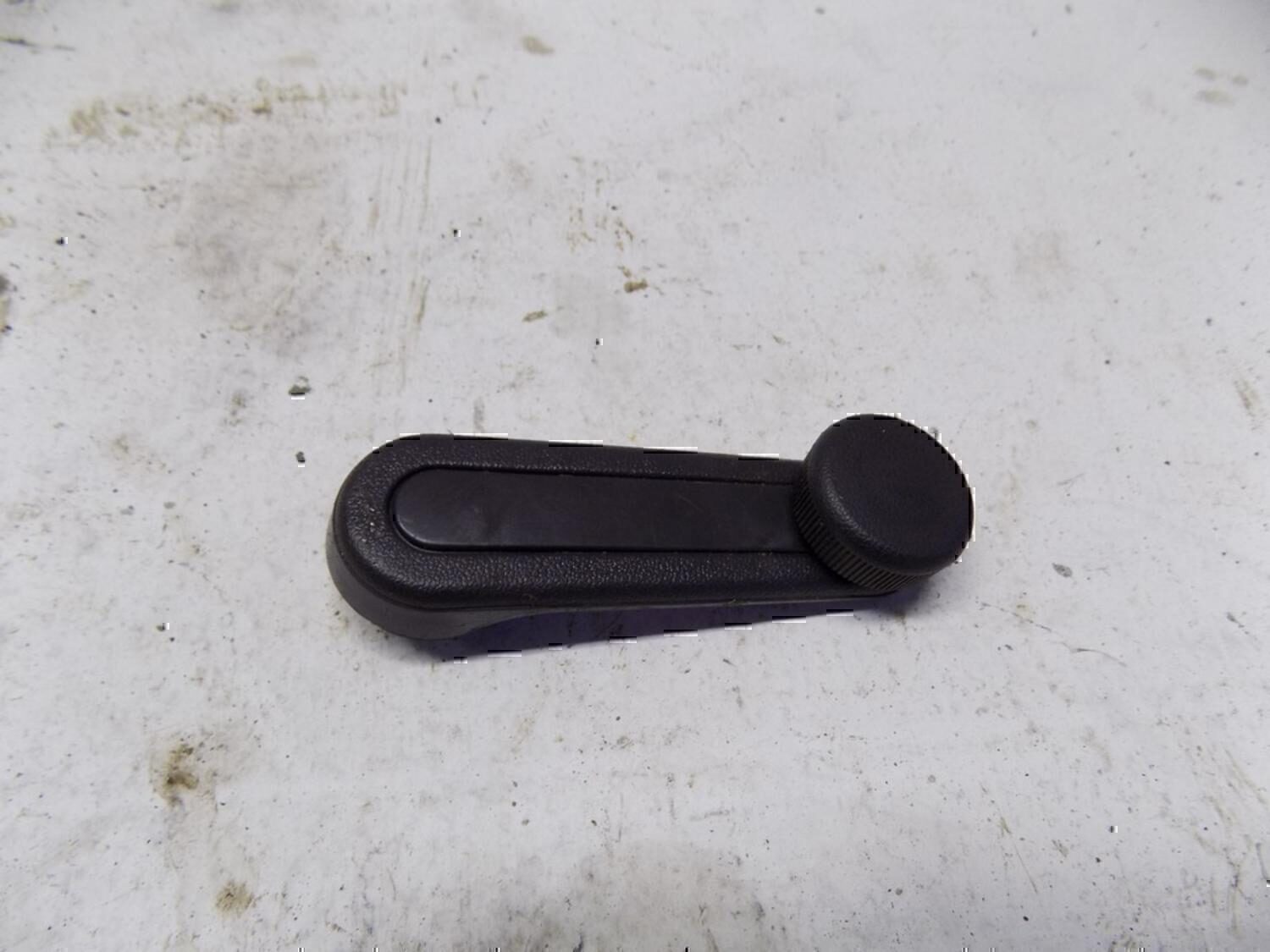 Ручка стеклоподъемника TOYOTA Corolla E15 2006-2013