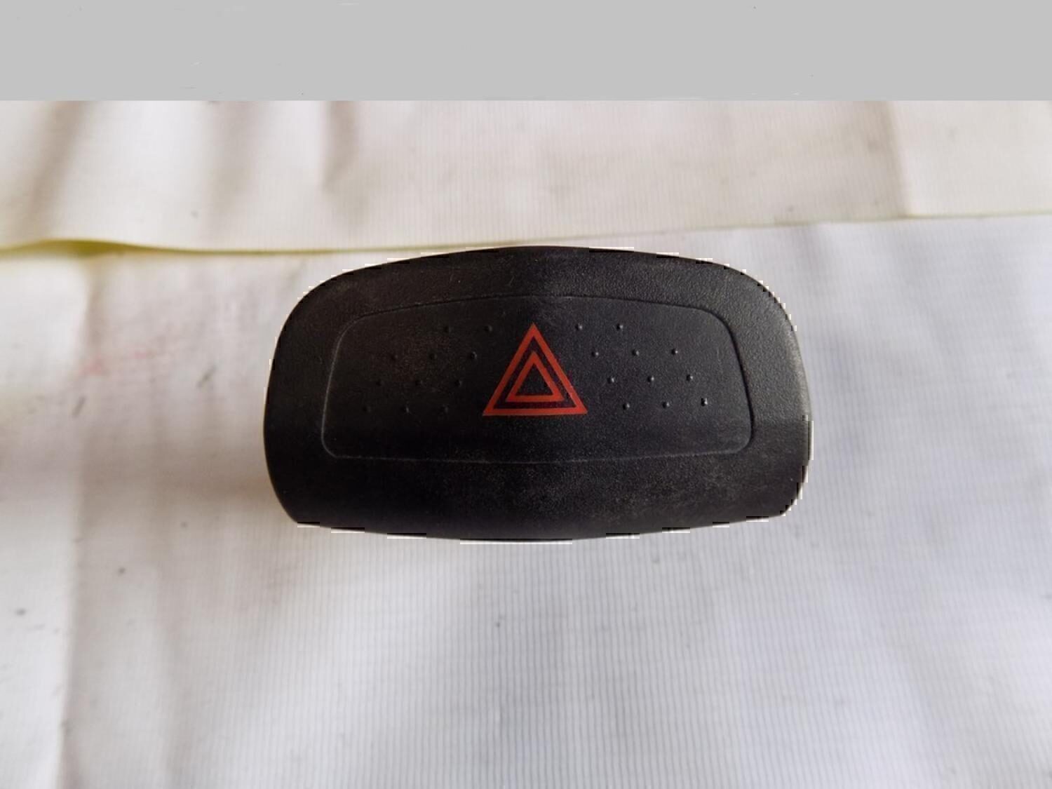 Кнопка аварийной сигнализации NISSAN Primera P12E 2002-2007