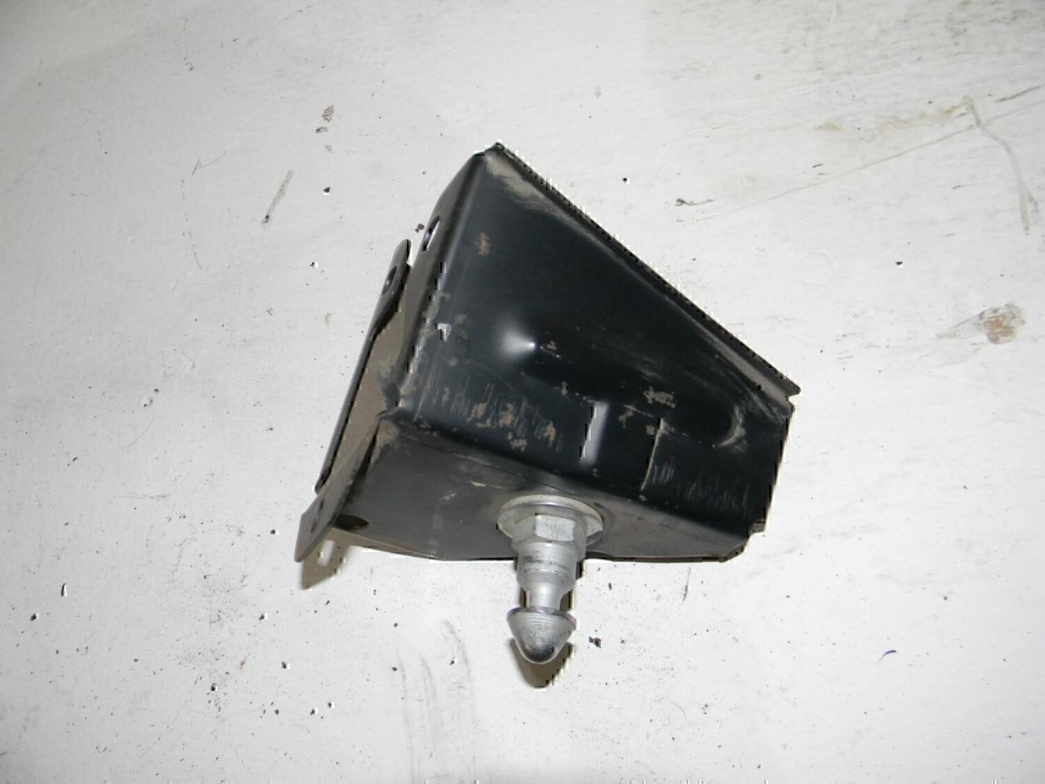 Кронштейн (сопут. товар) VAZ Lada 2114