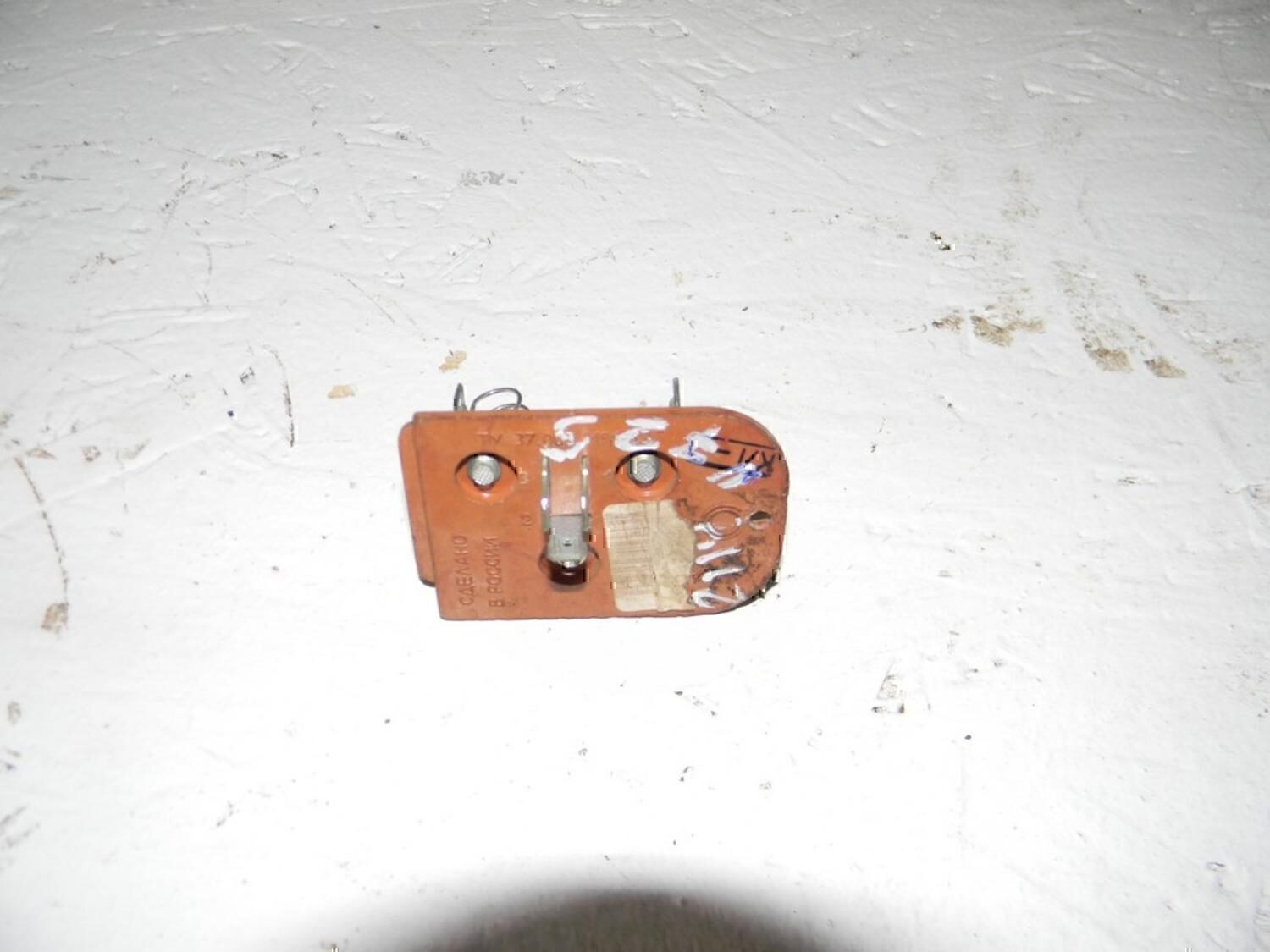 Резистор отопителя VAZ Lada 2115