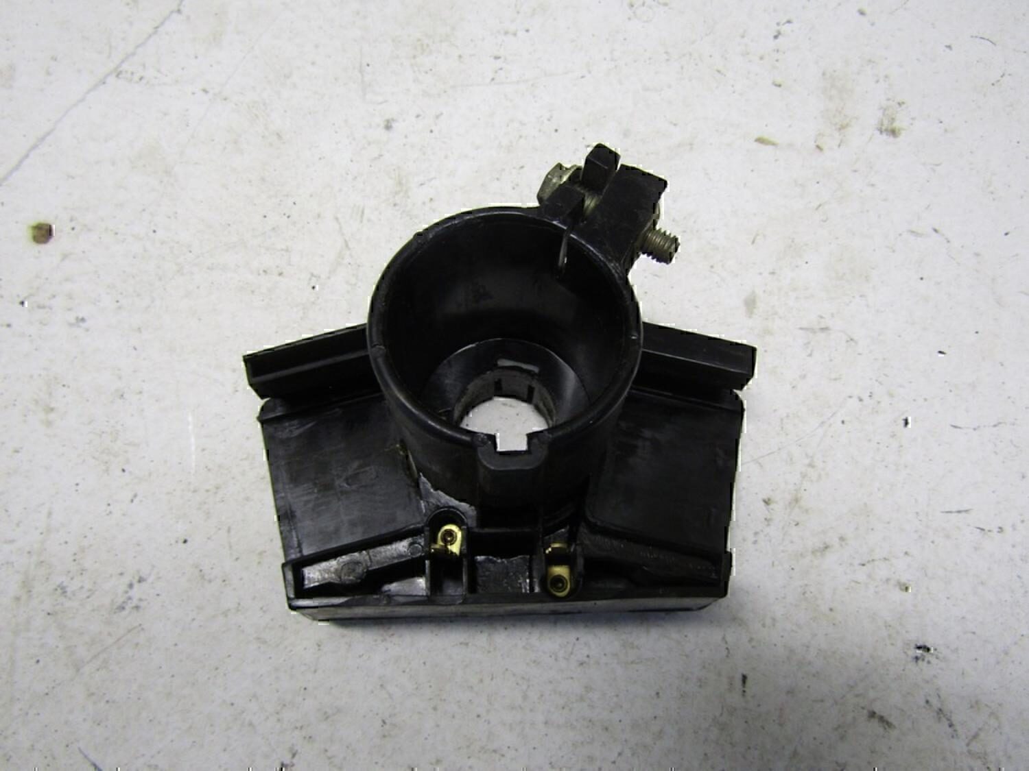 Кронштейн (сопут. товар) VAZ Lada 2115