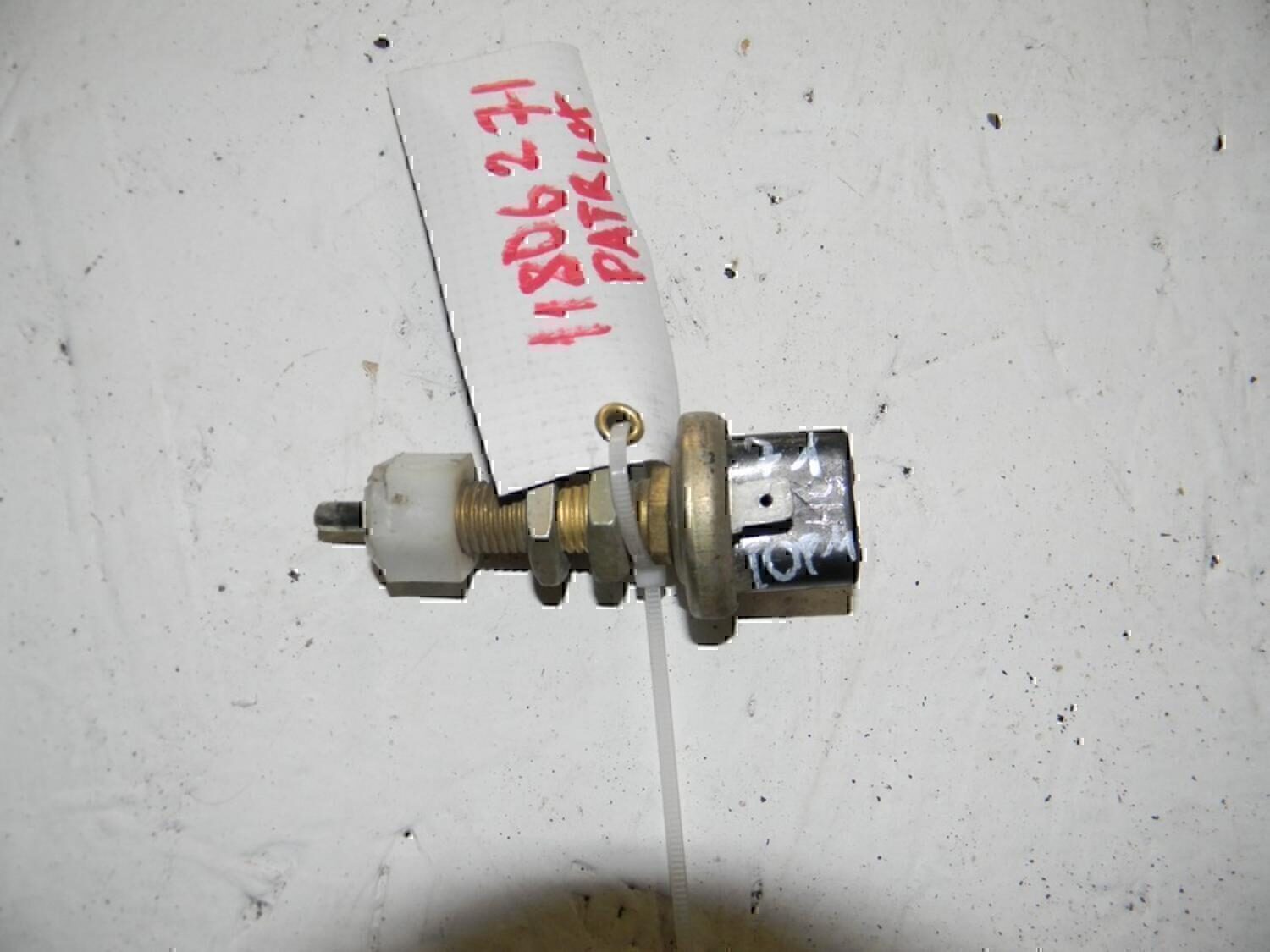 Датчик включения стопсигнала UAZ Patriot 2003>