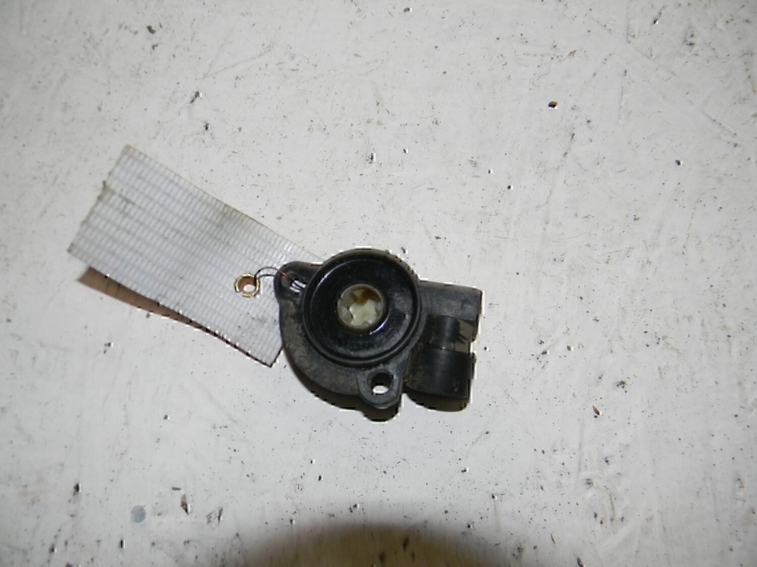 Датчик положения дроссельной заслонки VAZ Lada Granta 2011>