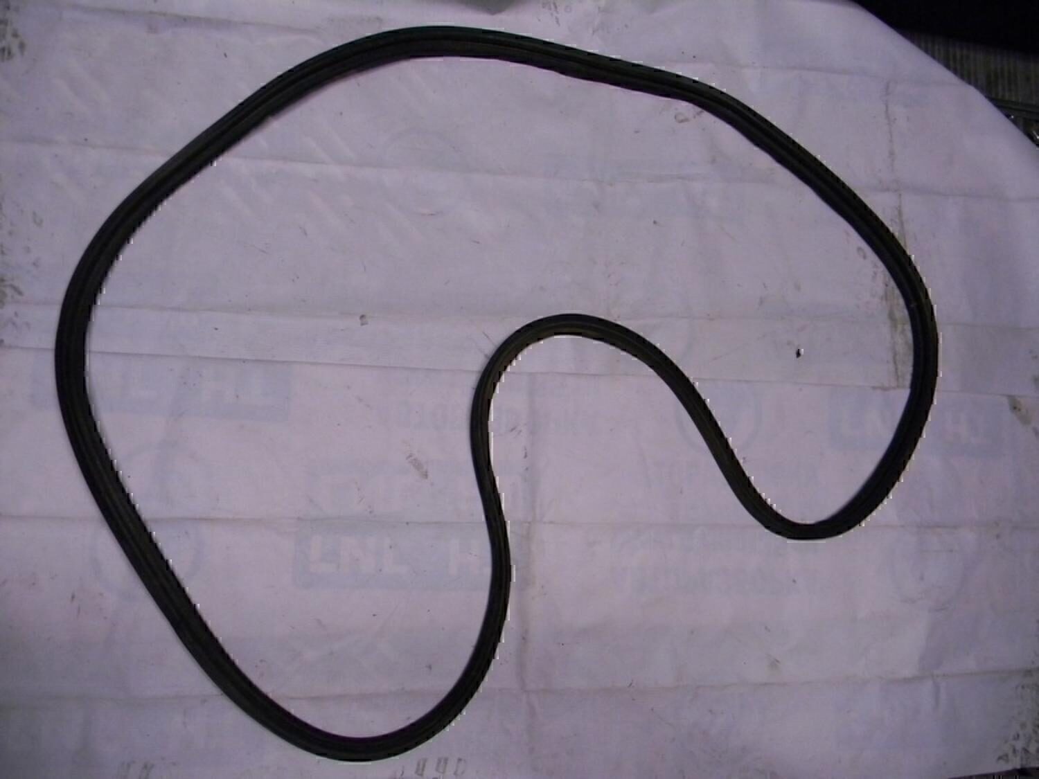 Уплотнитель багажника MITSUBISHI Lancer (CS/Classic) 2003-2006