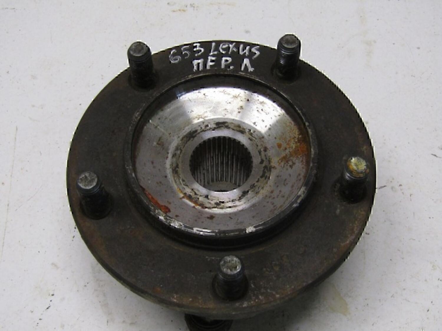 Ступица передняя TOYOTA LX 570