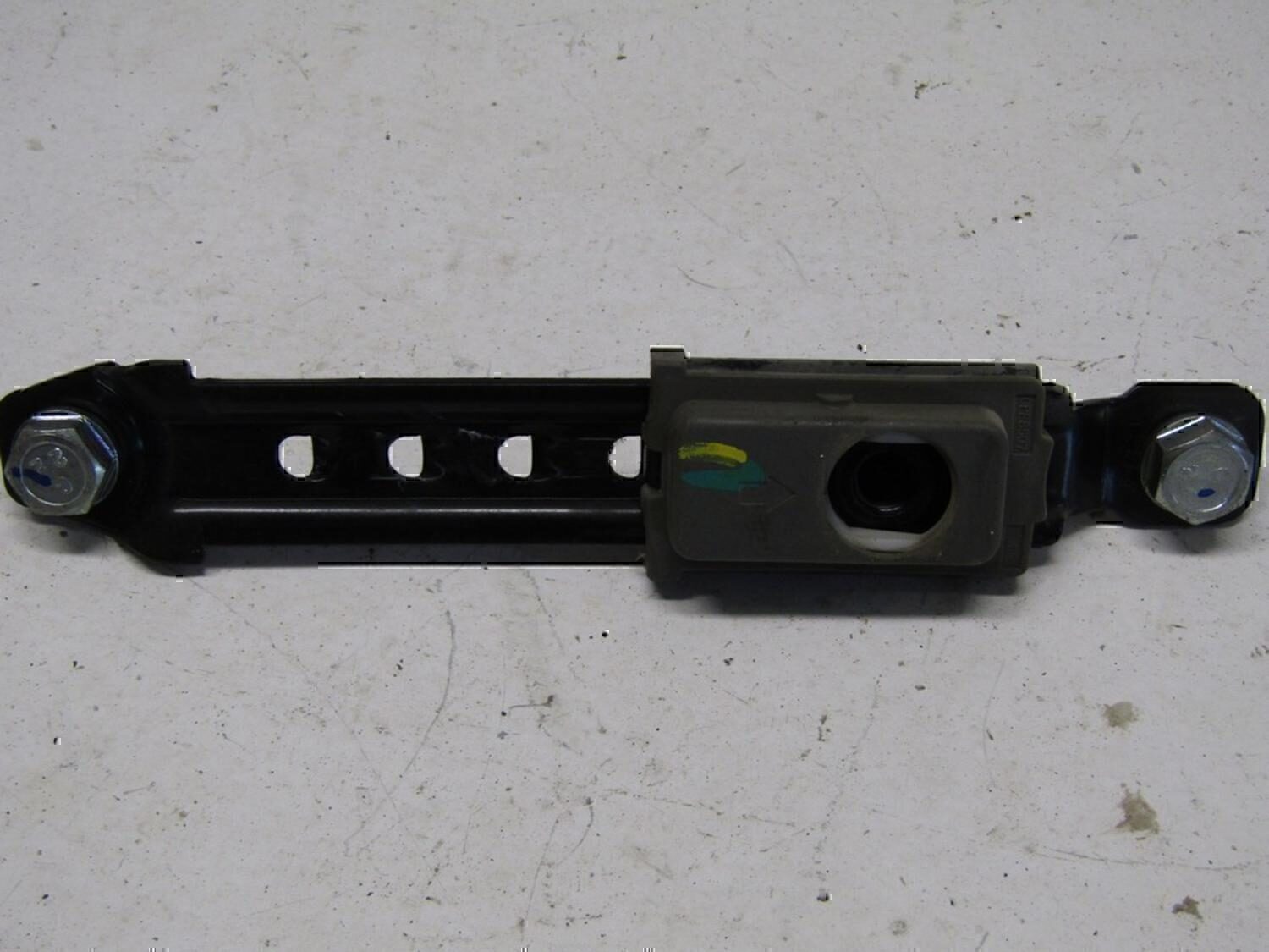 Механизм регулировки ремня безопасности Chevrolet Aveo (T200) 2003-2008