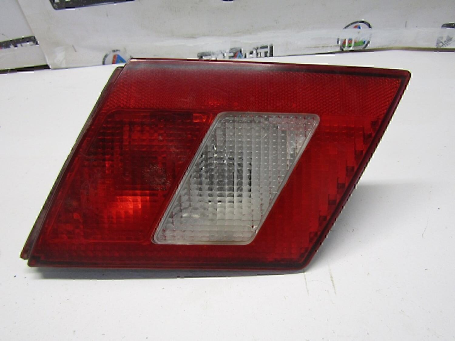 Фонарь задний внутренний правый VAZ Lada 2115