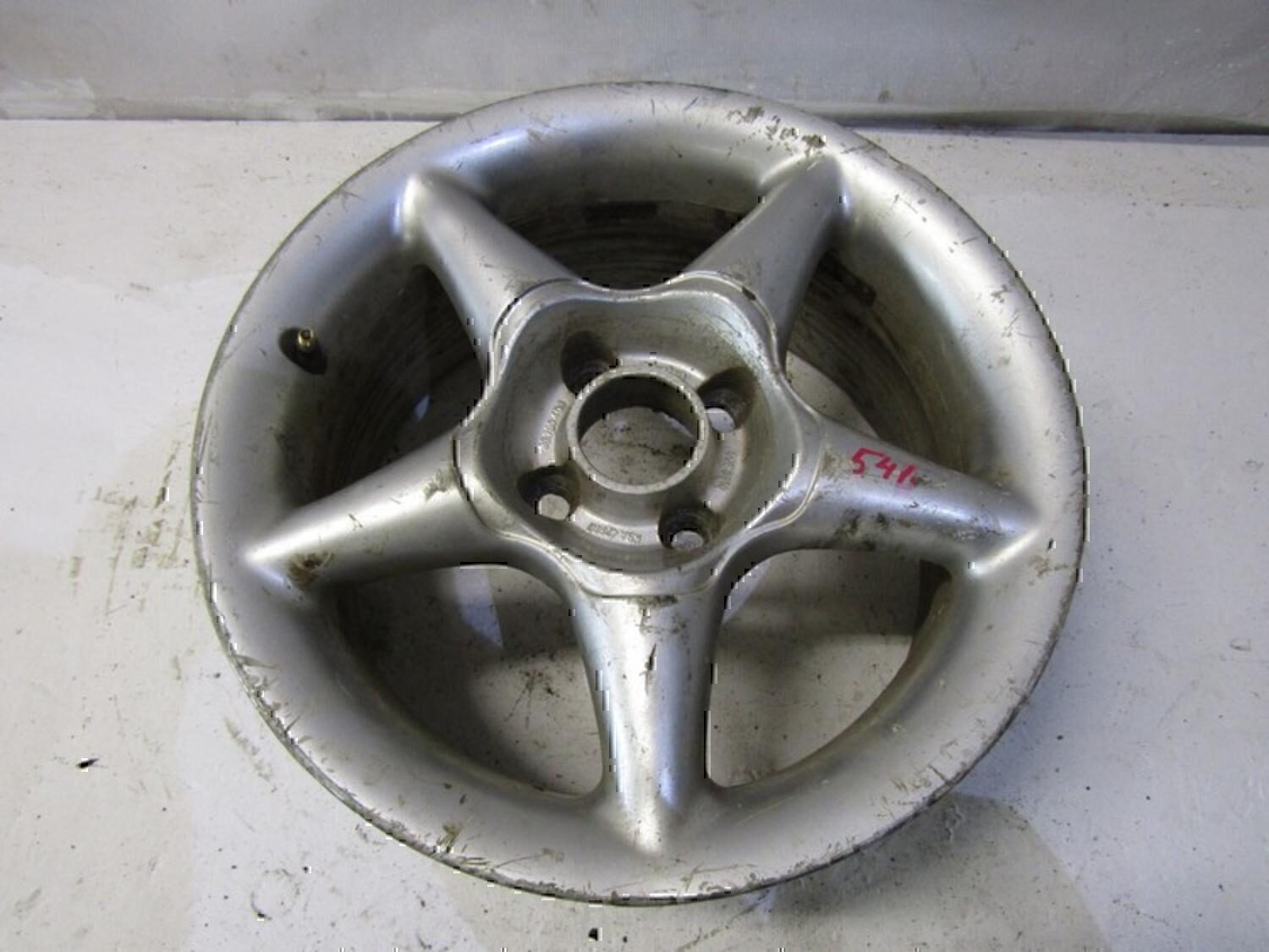 R15