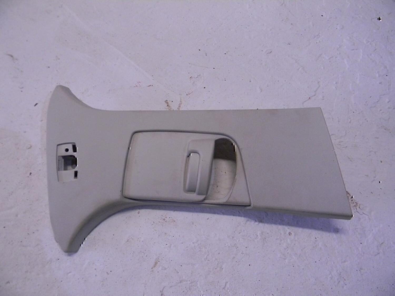 Обшивка стойки FORD Focus III 2011>