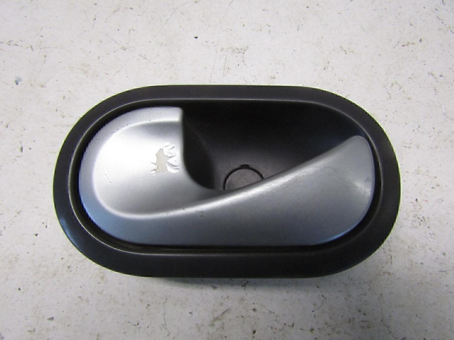 Ручка двери внутренняя левая RENAULT Megane II 2002-2009