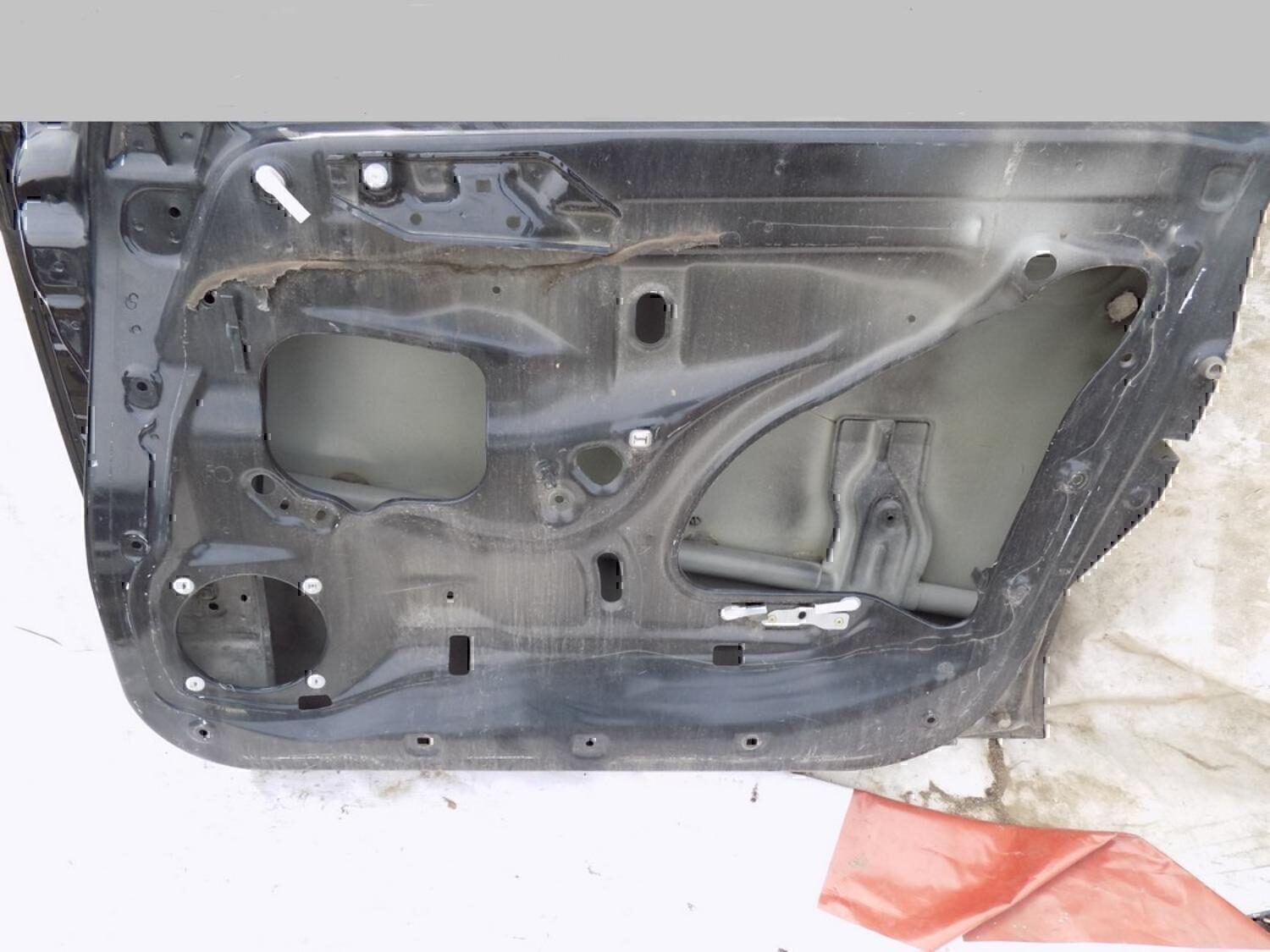 Дверь передняя правая MITSUBISHI Colt (Z3) 2004-2012