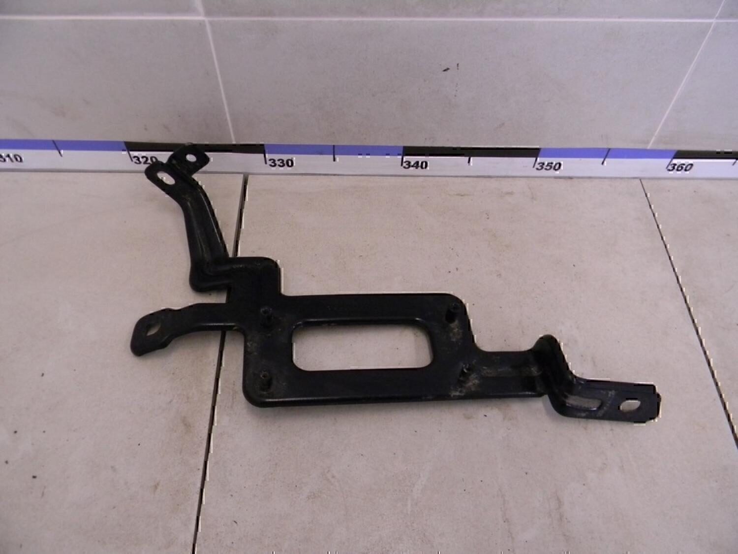 Кронштейн блока управления двигателем HYUNDAI Solaris 2010-2017