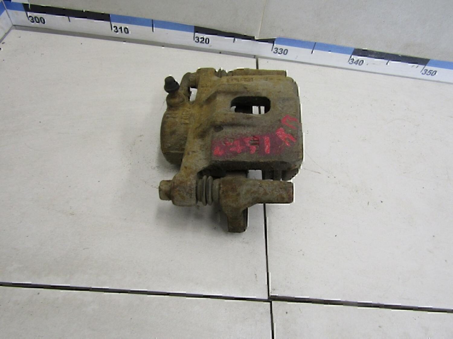 Суппорт передний правый MITSUBISHI Lancer (CS/Classic) 2003-2006