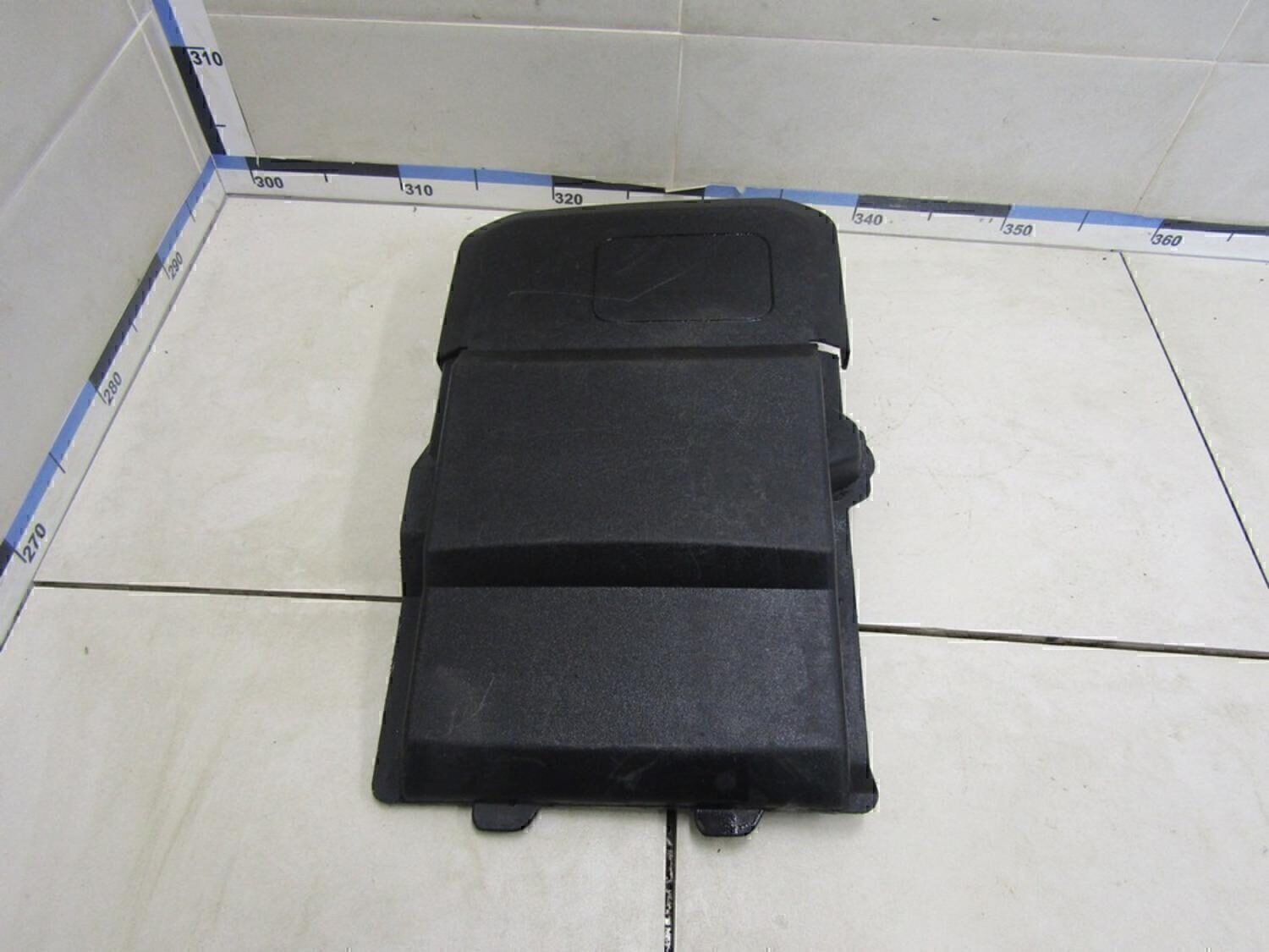 Крышка FORD Focus II 2005-2008