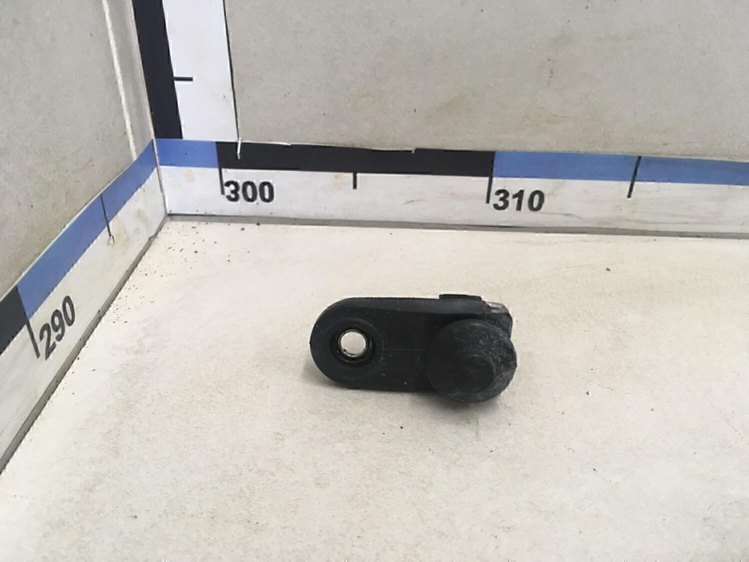 Выключатель концевой KIA Sportage 2010-2015