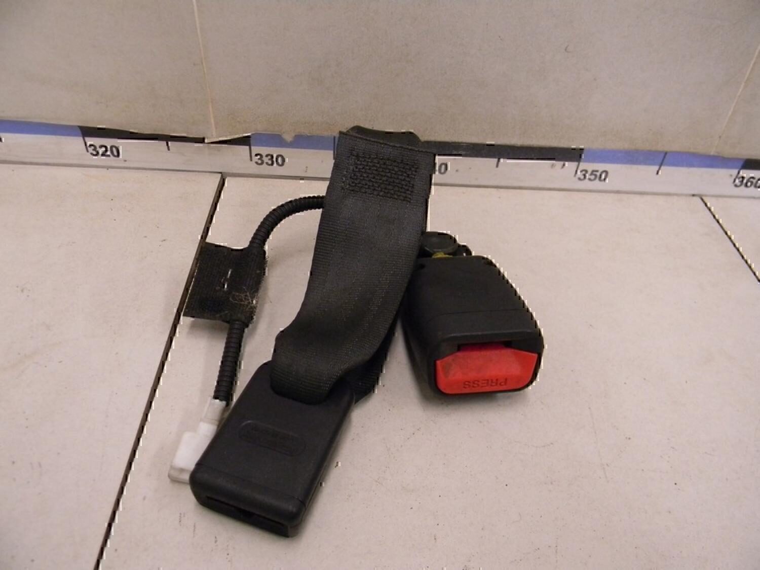 Ответная часть ремня безопасности KIA Sportage 2010-2015