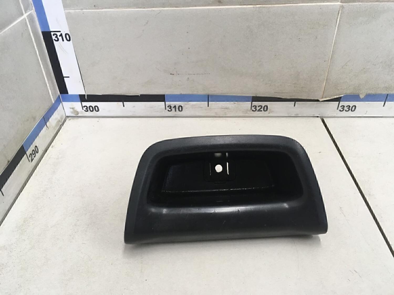 Ручка двери внутренняя правая MITSUBISHI Lancer (CS/Classic) 2003-2006