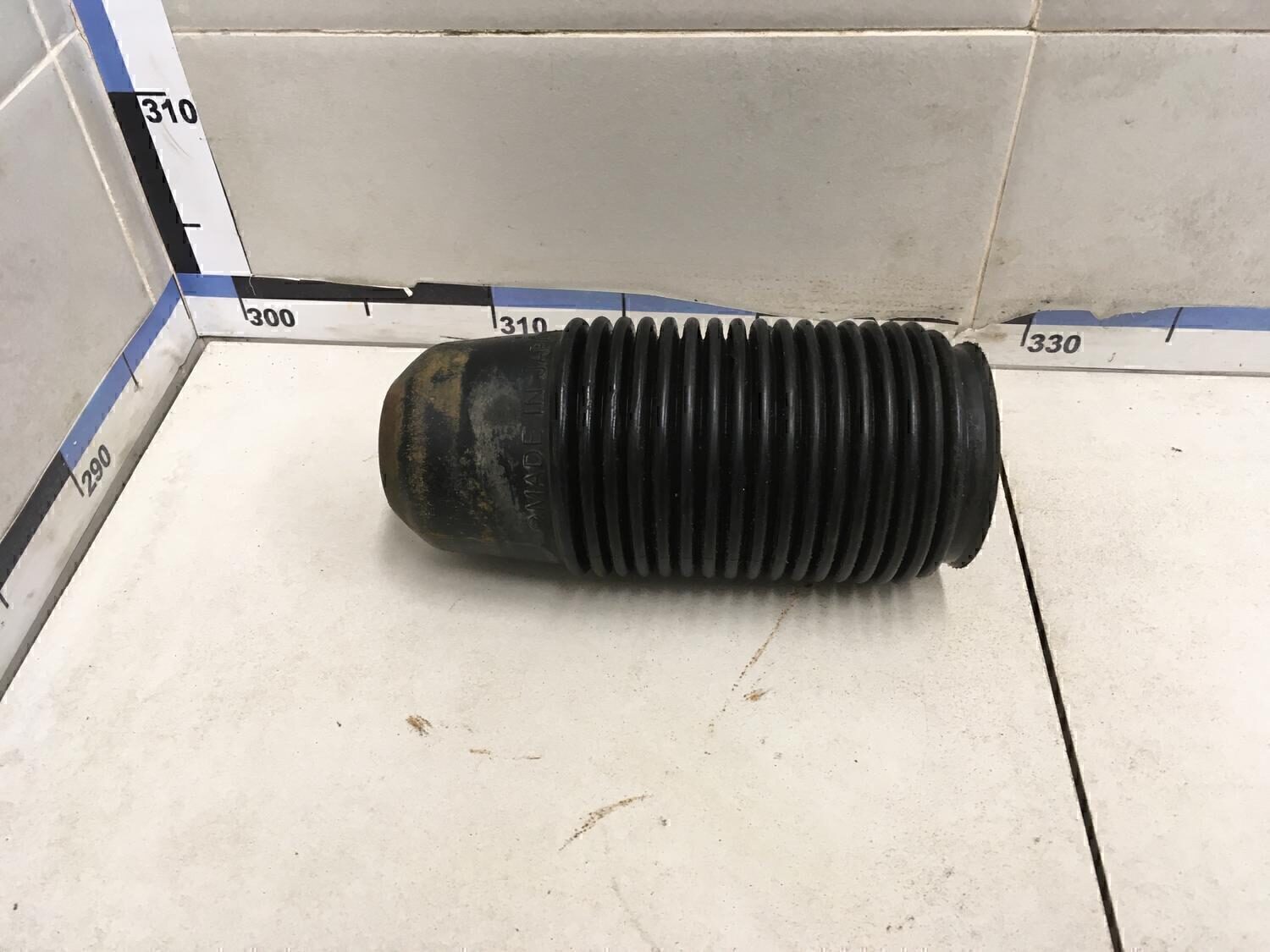 Пыльник переднего амортизатора Subaru Legacy Outback (B13) 2003-2009