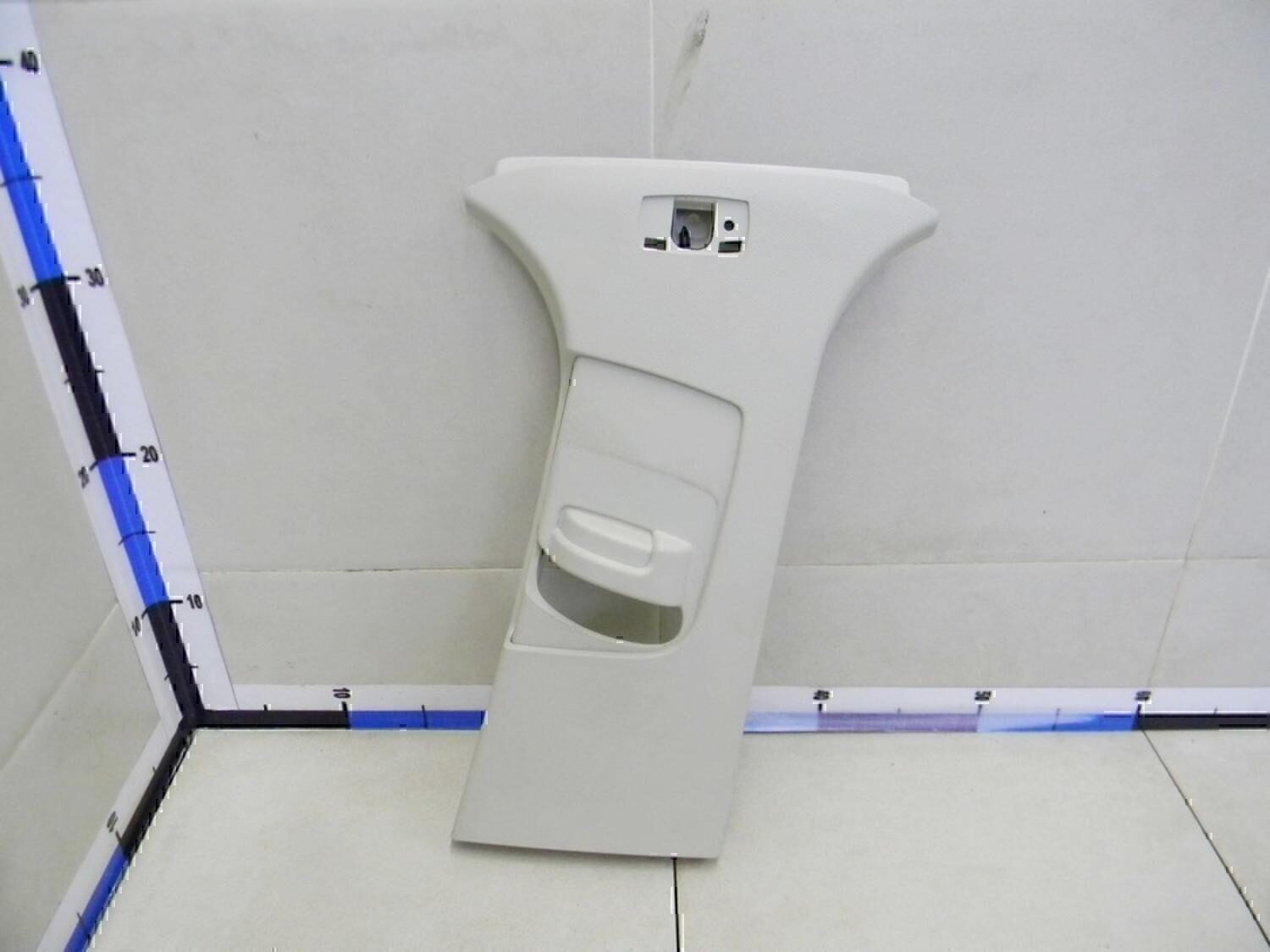 Обшивка стойки FORD Focus III 2011>