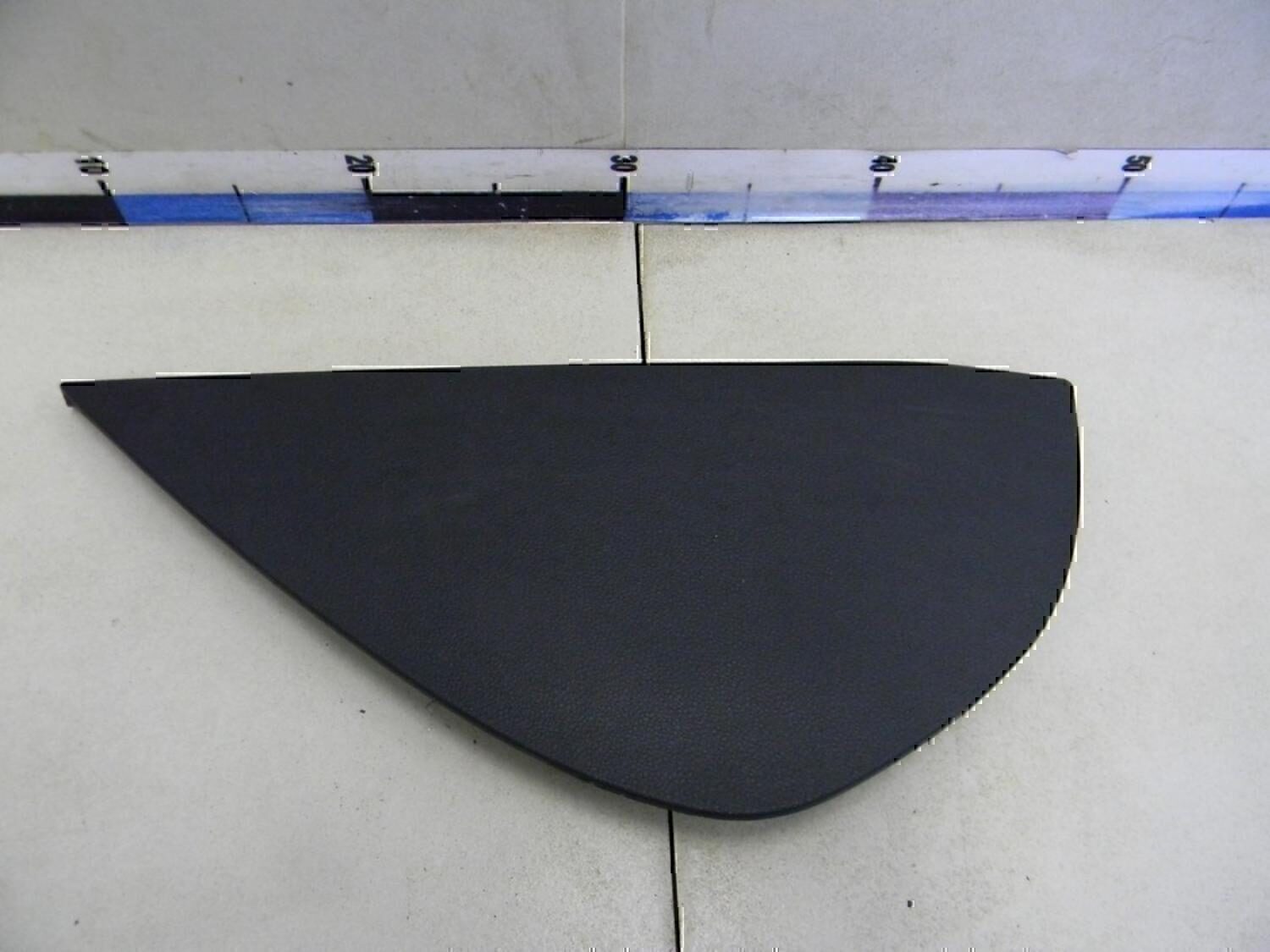 Накладка (кузов внутри) VW Polo (Sed RUS) 2011>