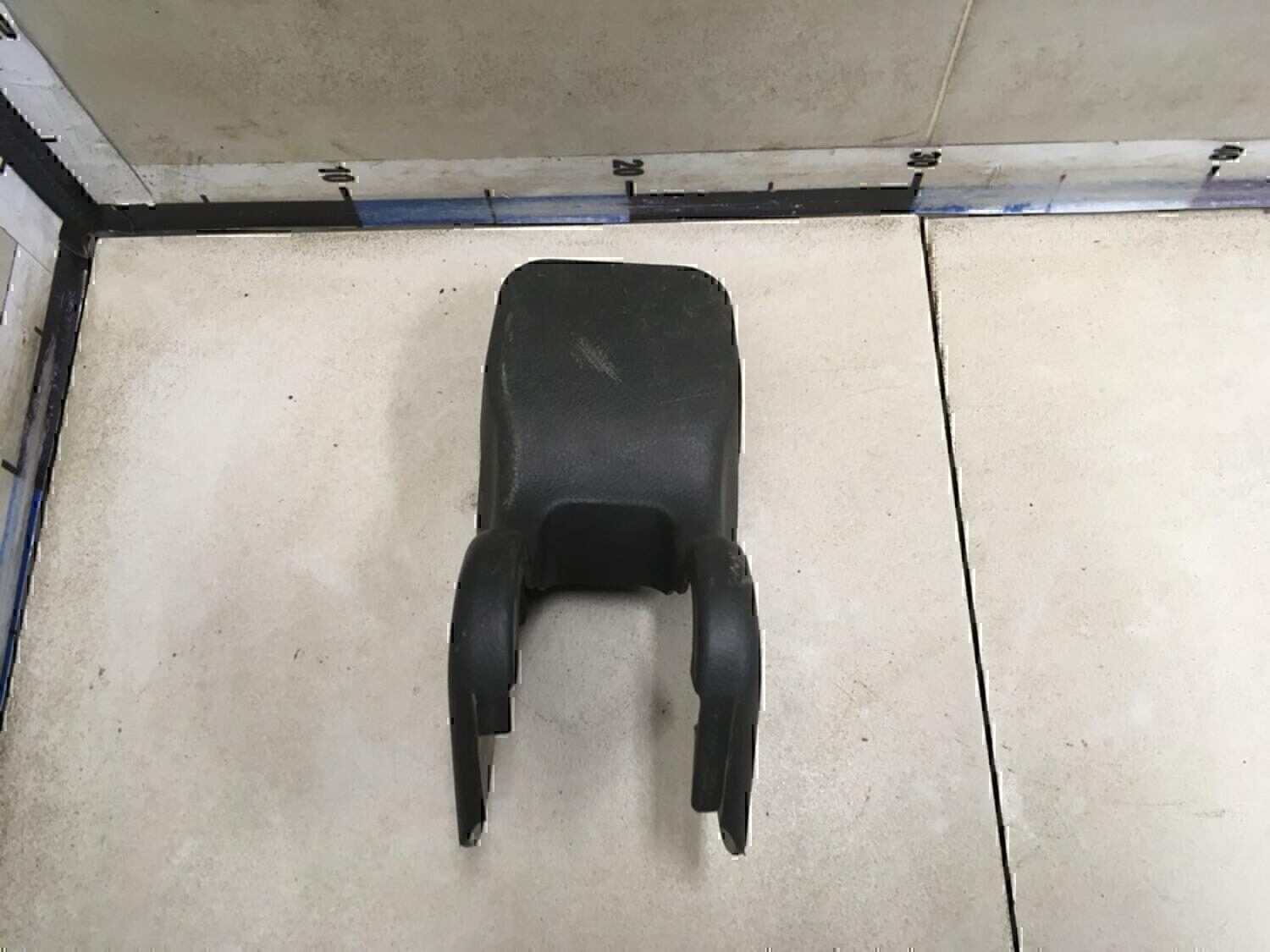 Крышка кронштейна сиденья OPEL Antara 2007-2015