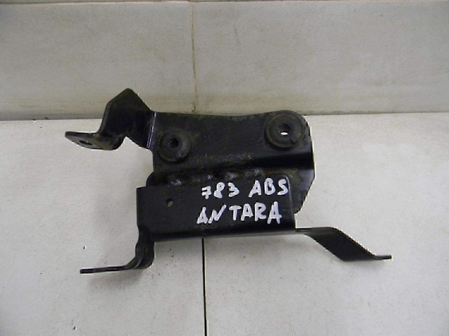 Кронштейн блока ABS (насос)