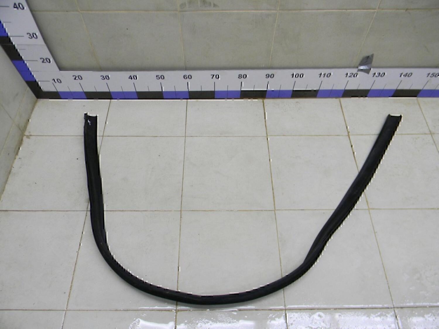 Уплотнитель (внутри) RENAULT Duster 2012>