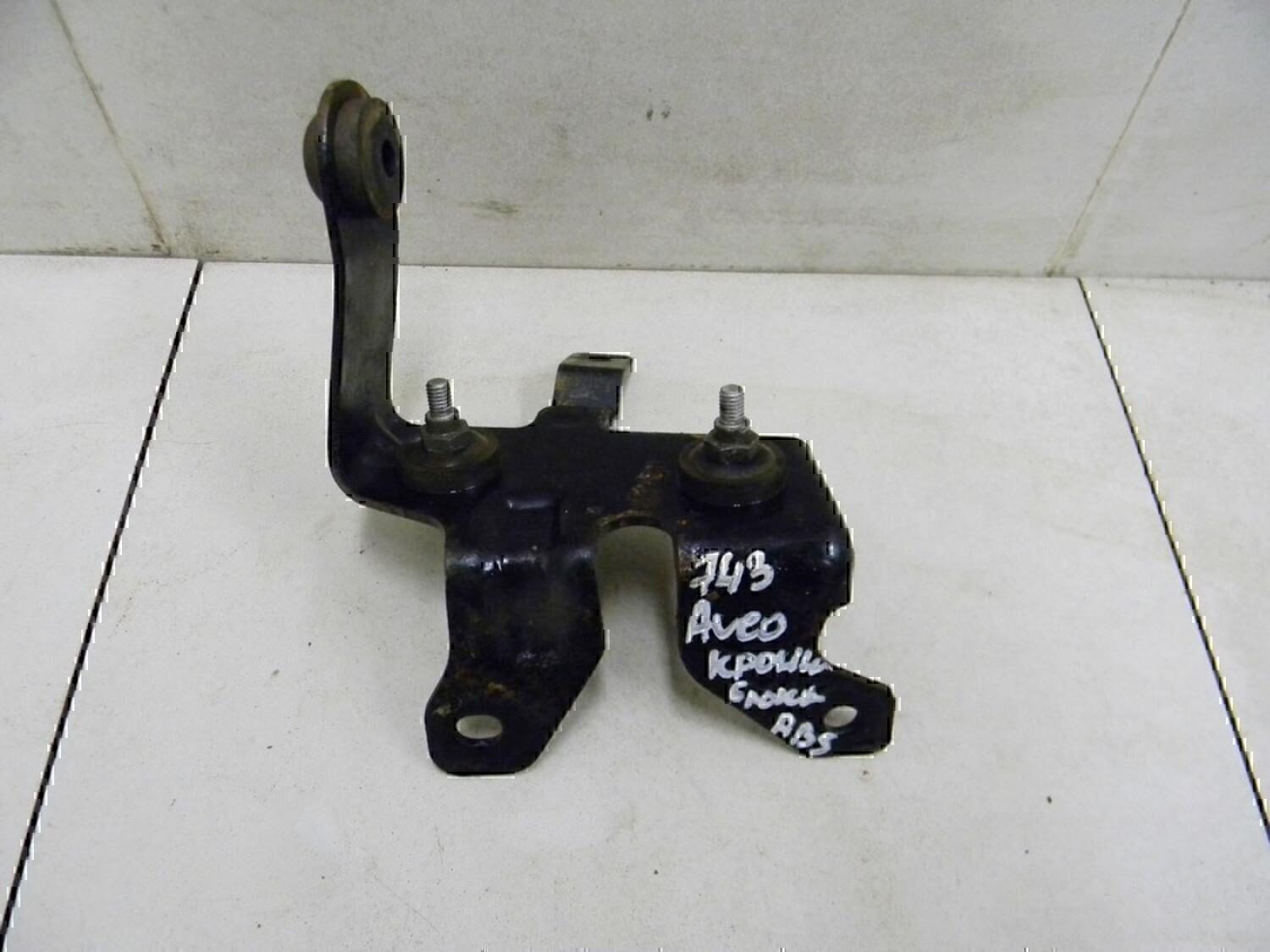 Кронштейн блока ABS (насос) Chevrolet Aveo (T250) 2005-2011