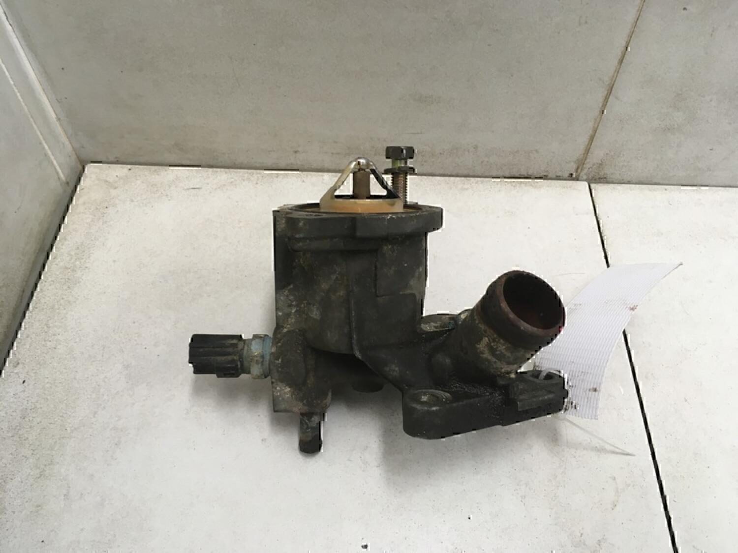 Корпус термостата MITSUBISHI Carisma (DA) 1999-2003