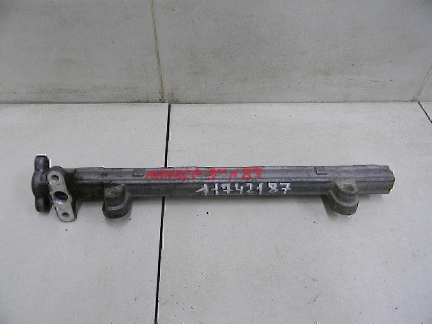 Рейка топливная (рампа) MITSUBISHI Carisma (DA) 1999-2003