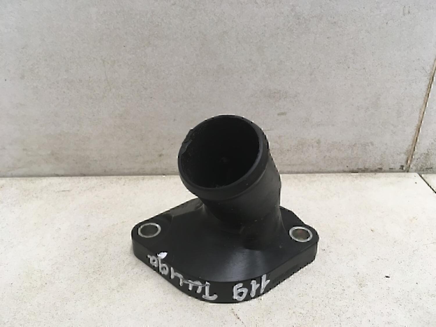 Крышка термостата NISSAN Juke (F15) 2011>