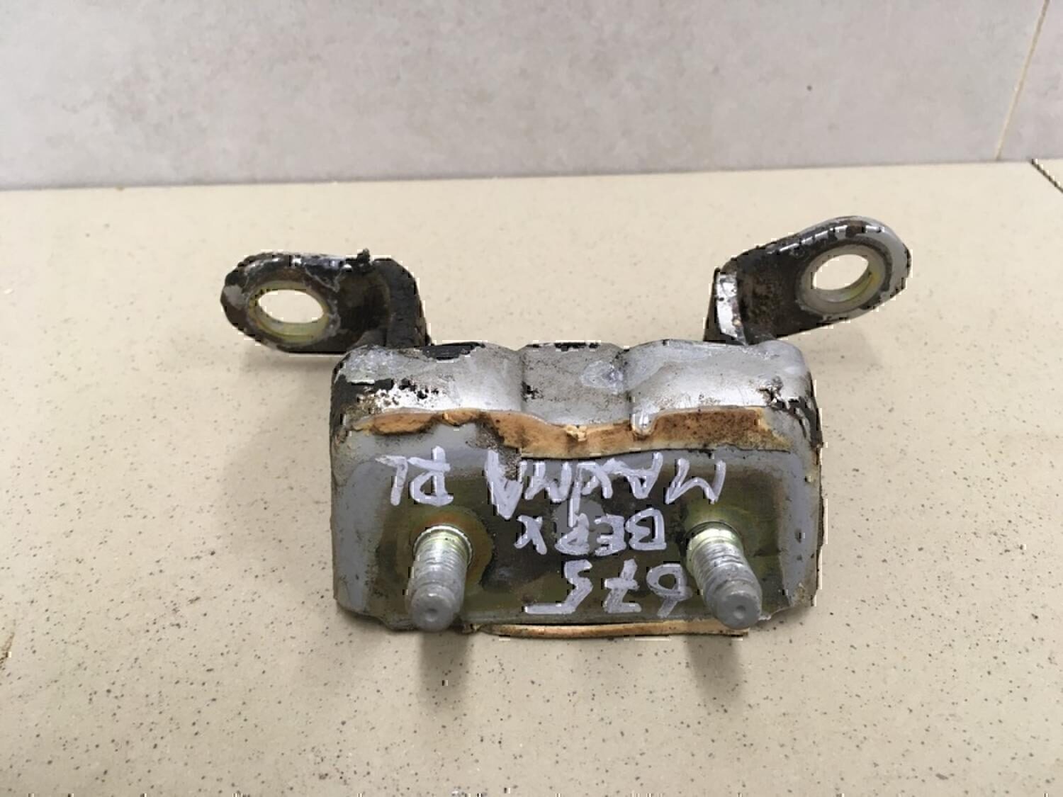 Петля двери задней левой верхняя NISSAN Teana J31 2006-2008